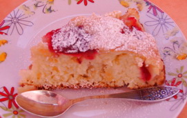 Пирог грушевый со сливой – польский рецепт