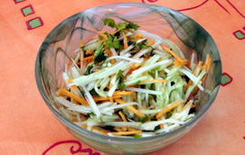 Салат из кольраби по-корейски