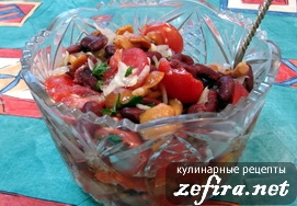 Рецепт салата из фасоли с овощами и опятами «Вкуснятина»