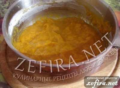 Суп-пюре из тыквы с плавленым сыром и сухариками - 2 этап приготовления