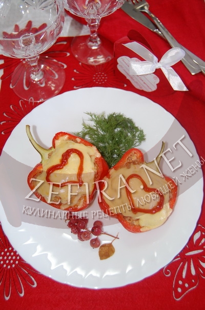 Половинки перца фаршированные – ужин «Для двоих» на 14 февраля - рецепт и фото