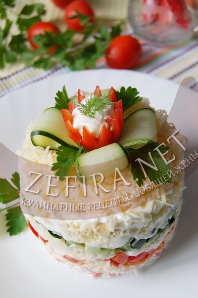 Сырный салат с крабовыми палочками - рецепт и фото