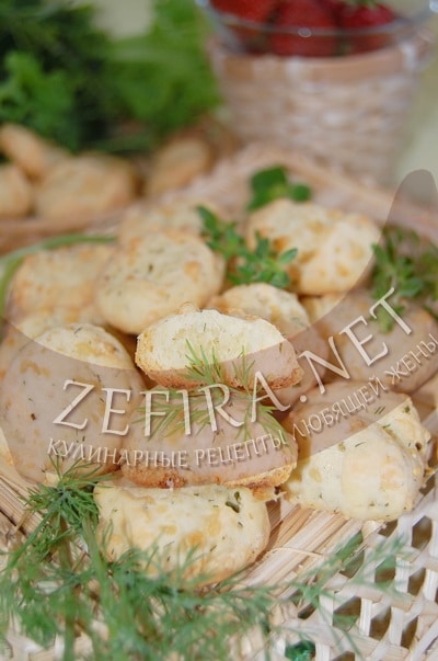 Сырное печенье с зеленью - рецепт и фото