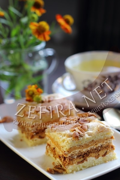 Песочный торт с арахисом и сгущенкой - рецепт и фото