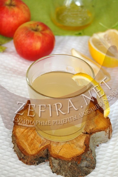 Яблочный напиток с медом и лимоном - рецепт и фото