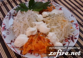 Салат «Полезный» с морковью, сельдереем и редькой