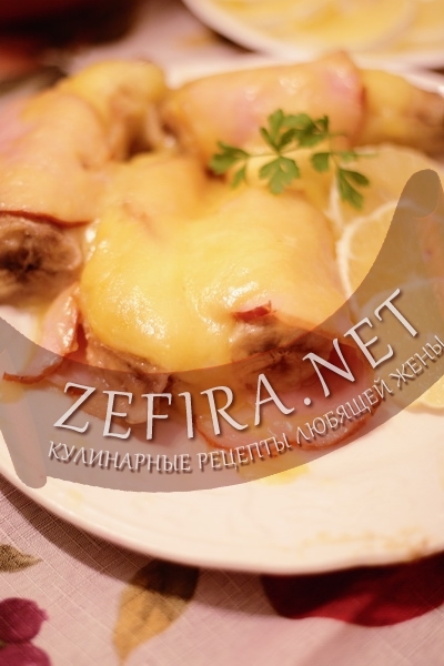 http://zefira.net/wp-content/uploads/2012/11/goriachaja-zakuska-iz-bananov-s-vetchinoj-i-syrom.jpg