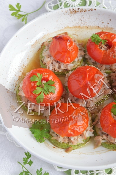 Рыба с кабачками и помидорами - рецепт и фото