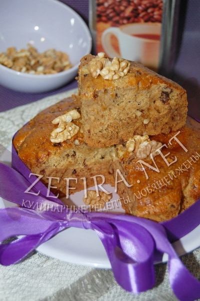 Постный кофейный пирог с грецкими орехами - рецепт и фото