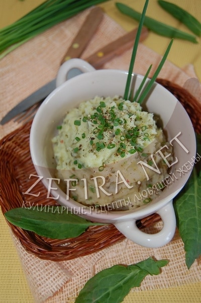 Картофельное пюре со щавелем и шпинатом - рецепт и фото