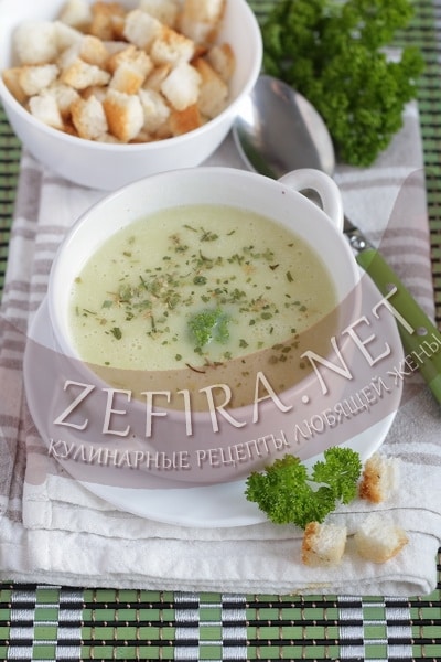 Крем суп из кабачков с сыром - рецепт и фото
