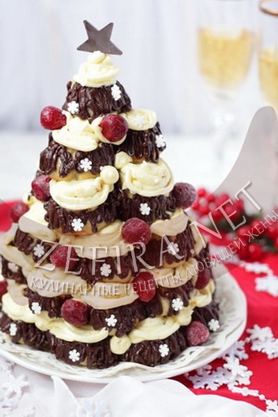 Заварной новогодний торт в виде елочки - рецепт и фото