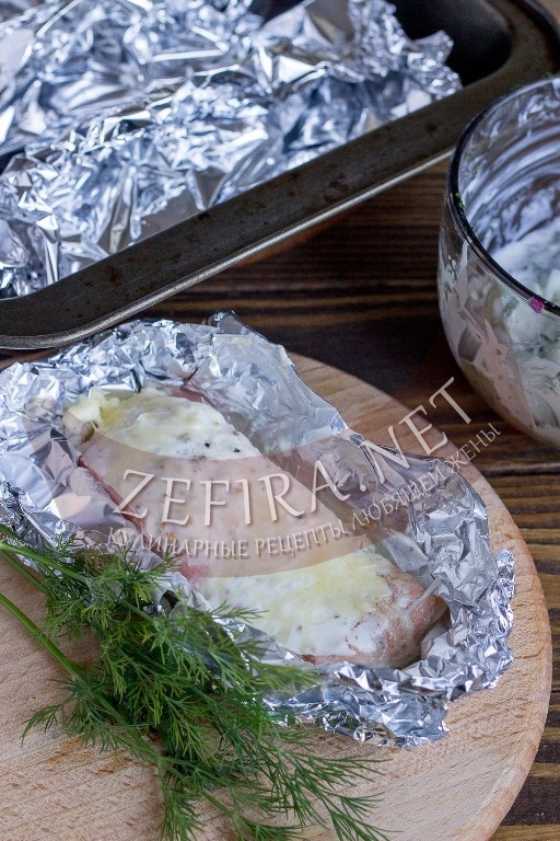 Аппетитная семга с сыром в духовке - рецепт и фото