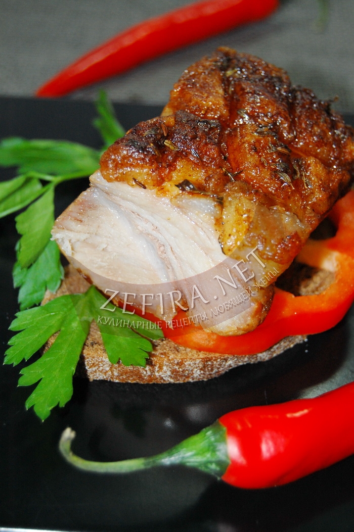 Рецепт вкусной свинины, запеченной в духовке в рукаве - рецепт и фото