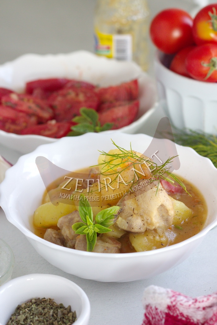 Рагу из кабачков с картошкой и мясом - рецепт и фото