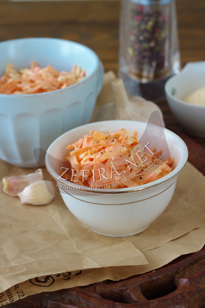 Простой и вкусный салат из моркови с яйцом - рецепт и фото