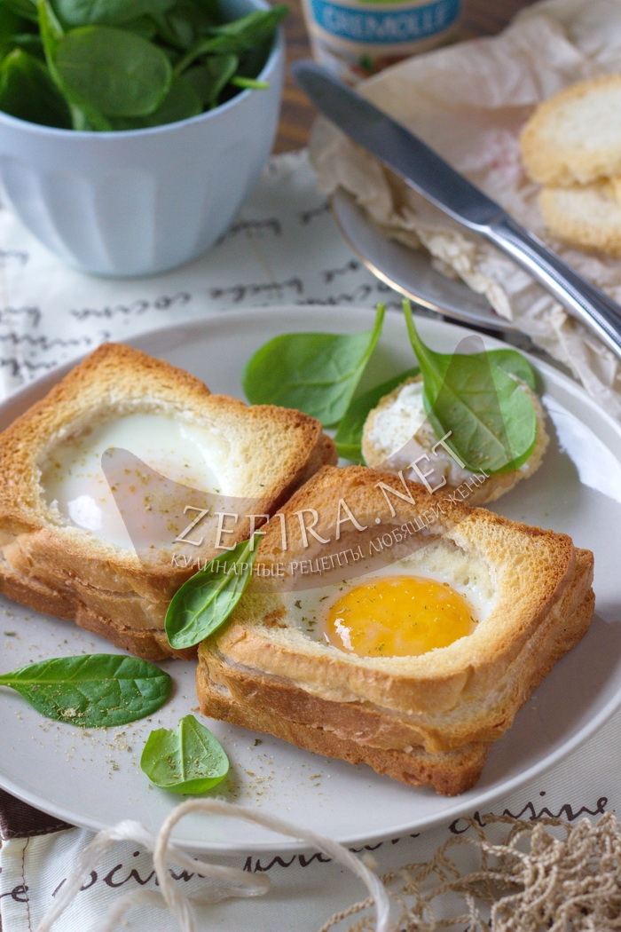 Яйцо в хлебе в духовке – очень оригинальное блюдо с фото
