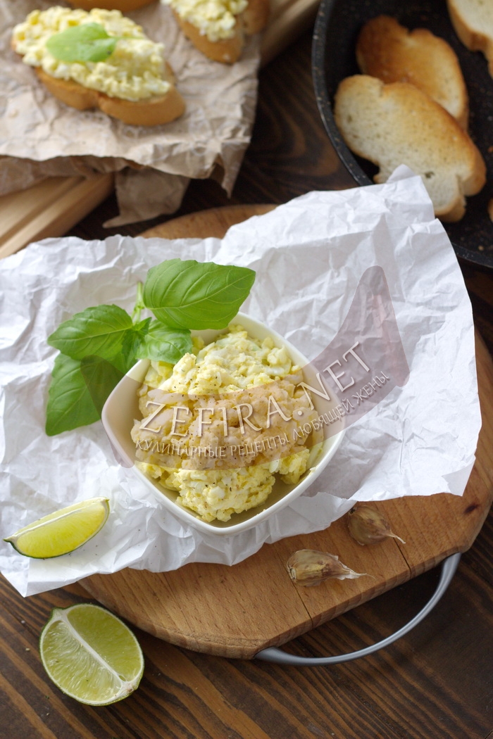 Еврейский салат – рецепт с плавленым сыром и яйцом - рецепт и фото