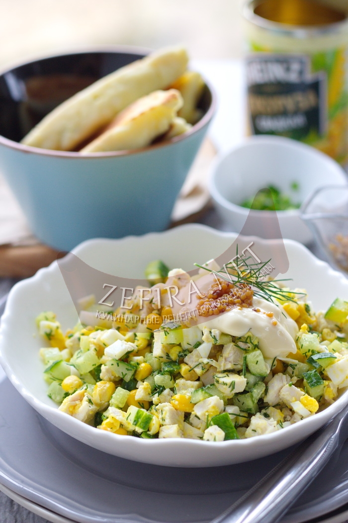 Вкусный салат из курицы, кукурузы и огурца - рецепт и фото