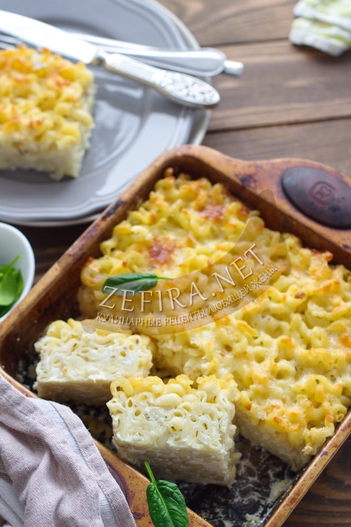 Интересная запеканка из макарон с сыром в духовке - рецепт и фото