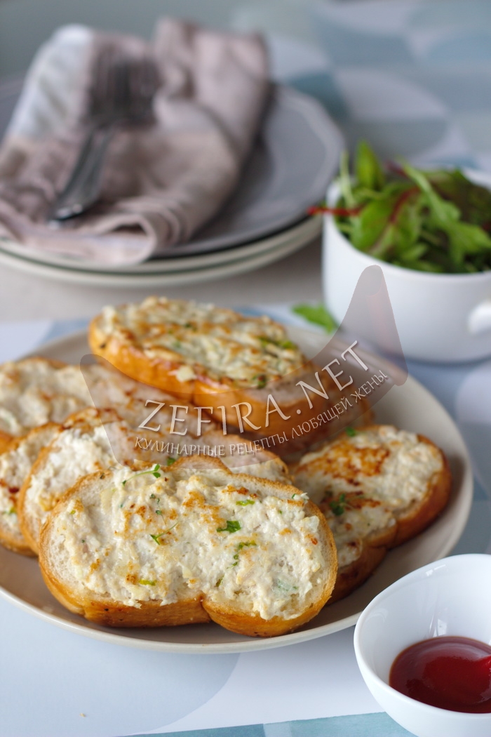 Жаренные бутерброды с фаршем - рецепт и фото