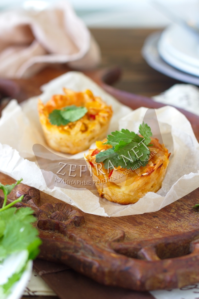 Мини-пирожки из лаваша с тунцом и сыром - рецепт и фото