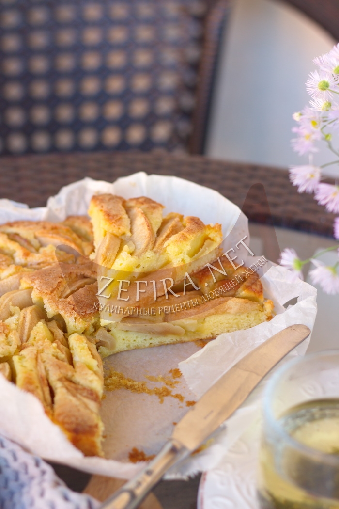 Вкусный домашний яблочный пирог - рецепт и фото