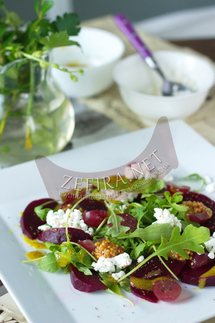 Салат со свеклой и виноградом - рецепт и фото